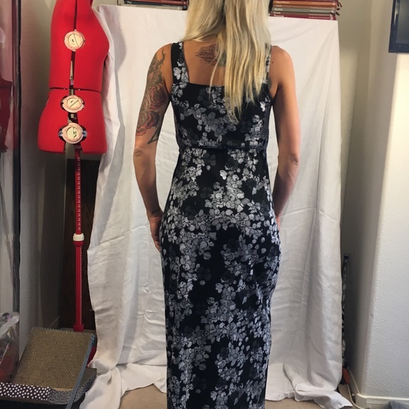 Faded Glory Black and White floor length dress - Picture 5 of 7